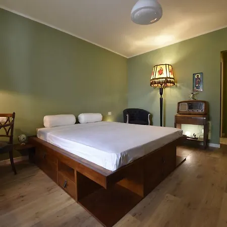 H Apartments בית נופש